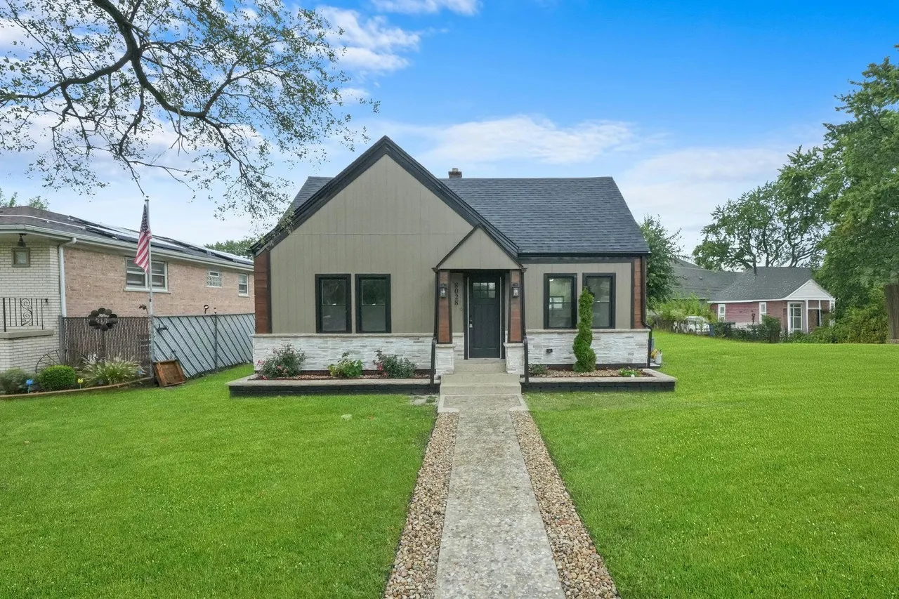Sold listing in Burbank, IL